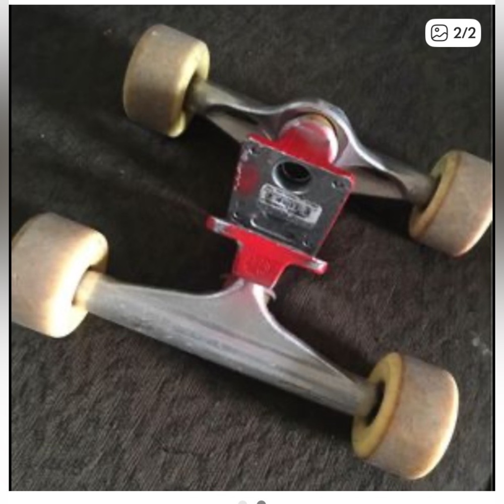 Stage 11 independent Skateboard Trucks